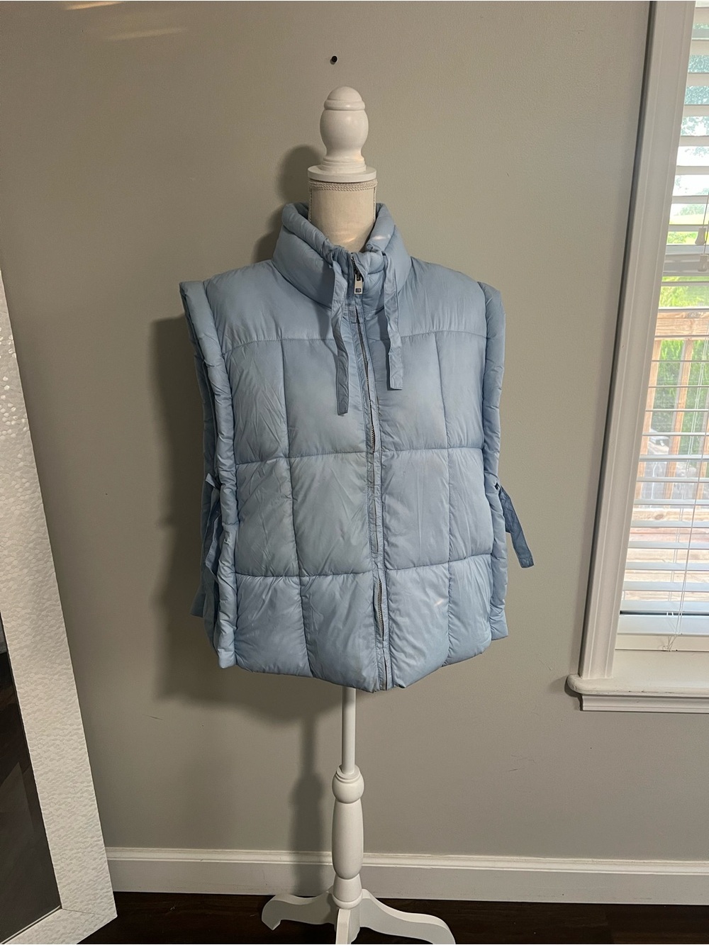 Forever 21 Light Blue Quilted Puffer Vest